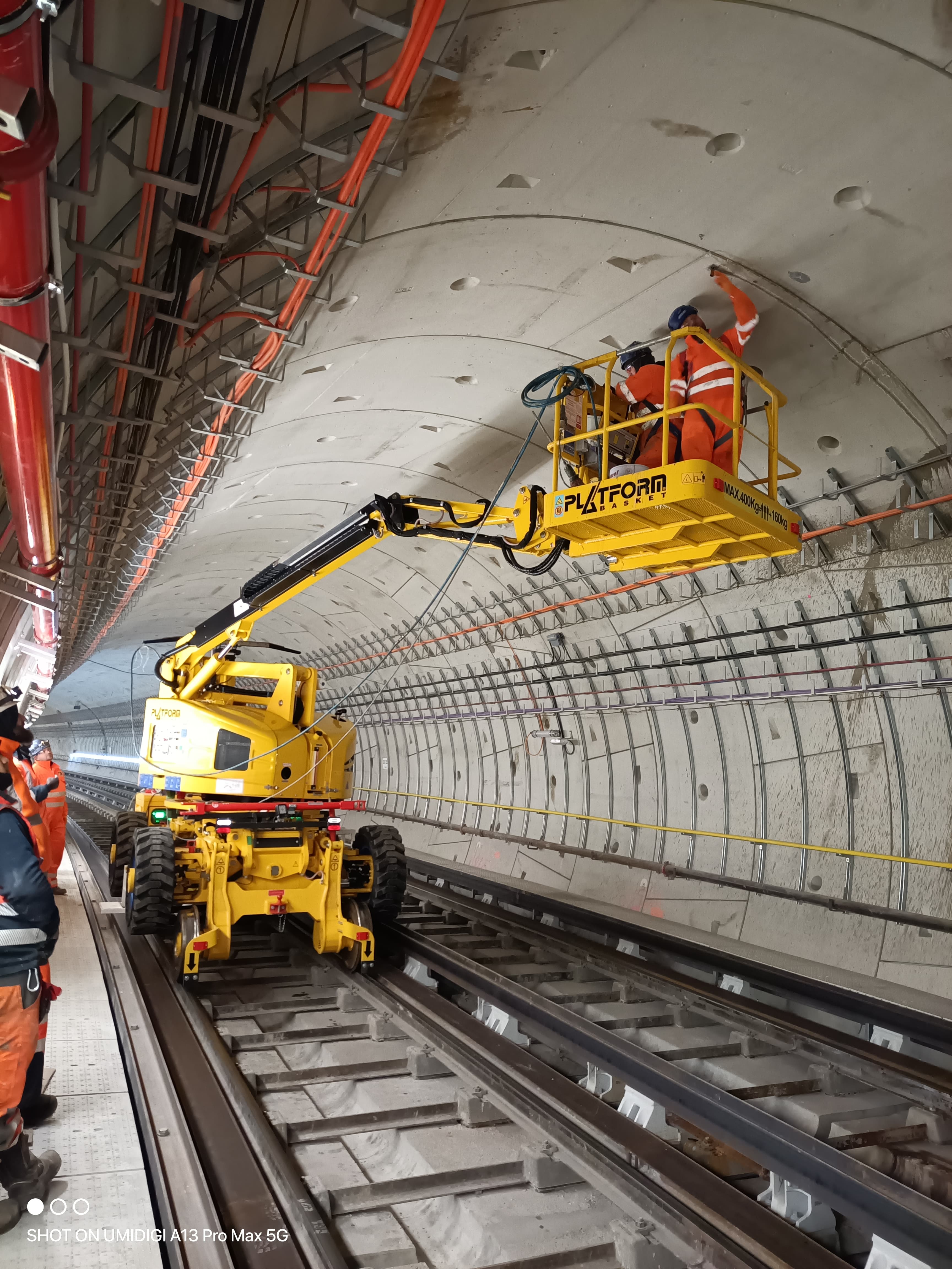 Image de Nacelle RR articulé Evo 3, engin de maintenance ferroviaire Trans-Rail